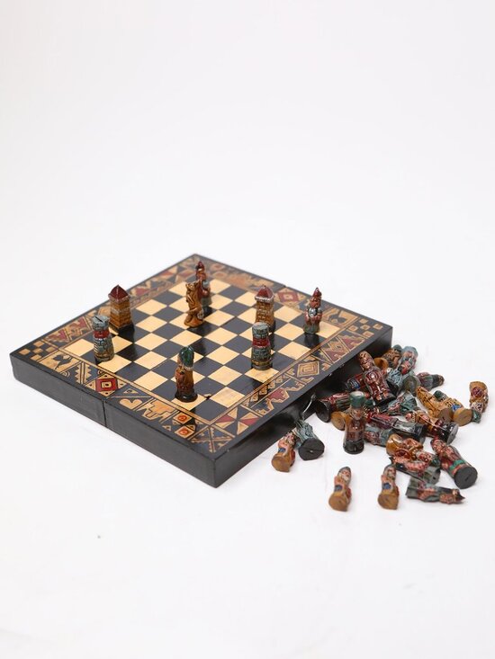 Handmade Other - Vintage Peruvian Inca  Spanish Conquistador Wooden Mini Chess Set Game Case